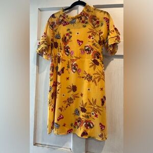NWOT Womens junior XL yellow flower dress